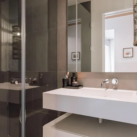 Maradah - 2 Bedrooms, Terrace In Marques De Pombal Lägenhet